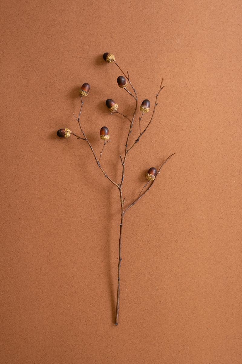 Artificial Acorn Spray
