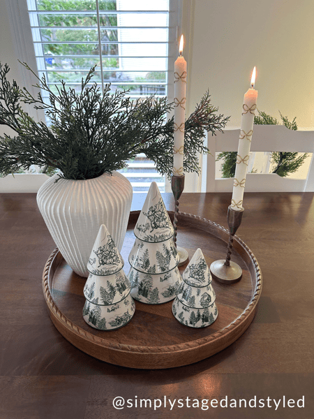 LARGE GREEN TOILE TREE