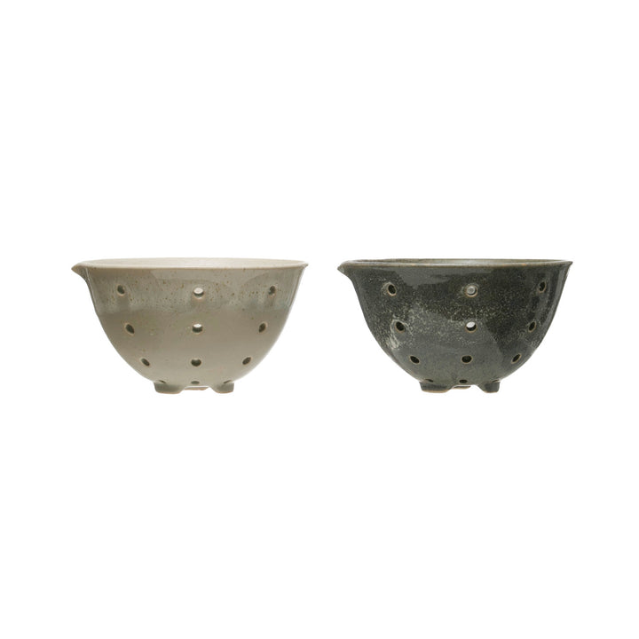 Stoneware Berry Bowl, Round, Glazed